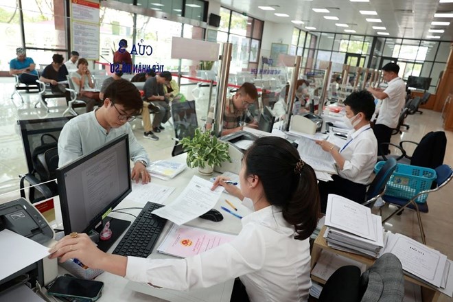 Dự kiến chi trả 111.000 tỉ đồng cho cán bộ khi tinh gọn bộ máy