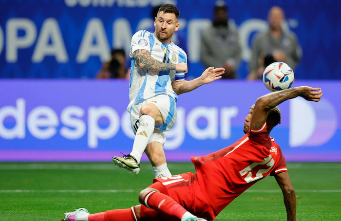 Messi bỏ lỡ cơ hội đáng tiếc trong hiệp 1. Ảnh: Copa America