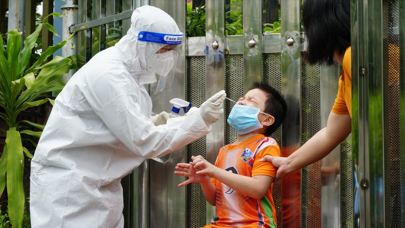 Công an Cần Thơ khởi tố vụ án liên quan vụ Việt Á. Ảnh: Tạ Quang