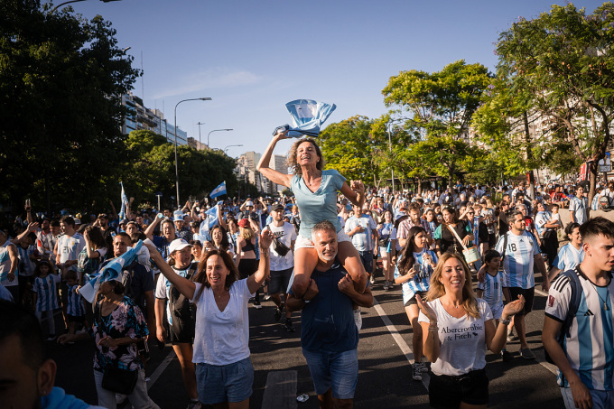 argentina vo dich world cup 2022 cho ca nuoc nghi lam de an mung