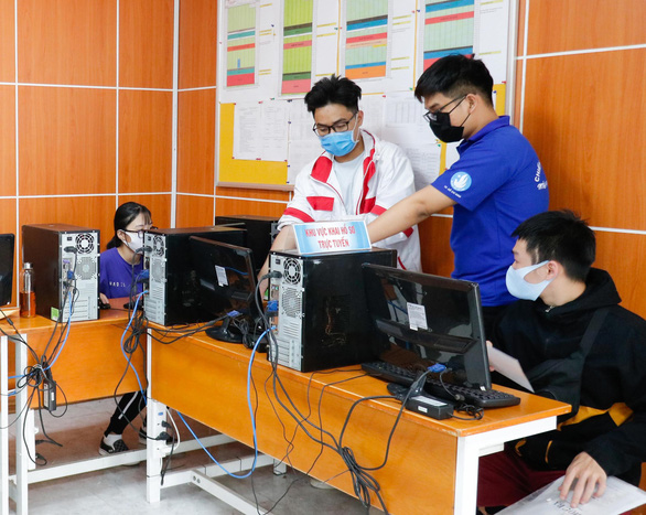 lich thanh toan le phi xet tuyen dai hoc