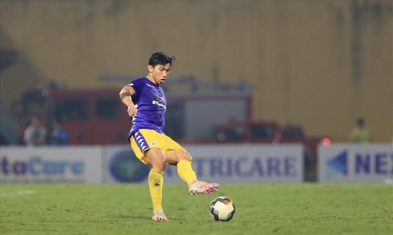 Văn Hậu chia tay câu lạc bộ Hà Nội. Ảnh: Minh Dân