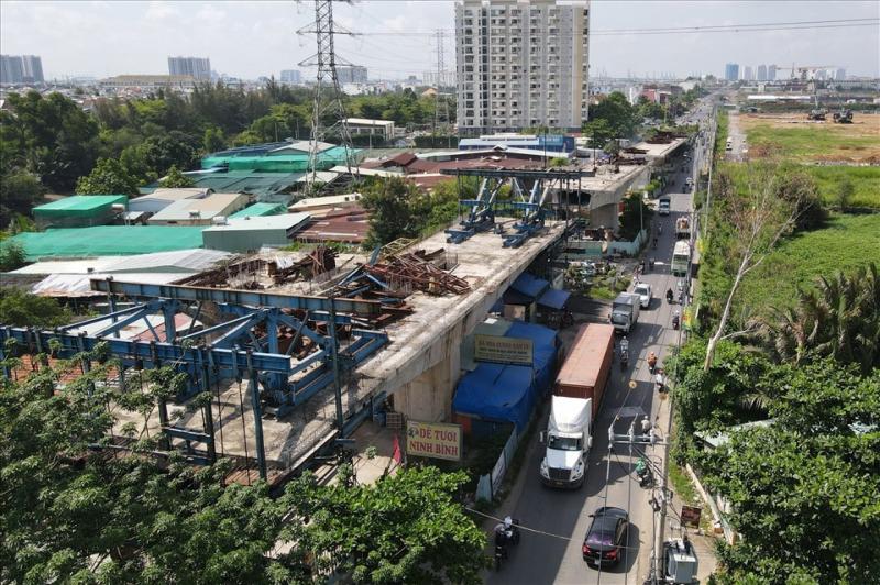 Cầu Nam Lý “treo” gần 3 năm qua.