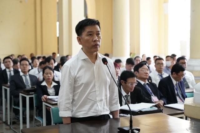 Bị cáo Võ Tấn Hoàng Văn. Ảnh: Anh Tú  