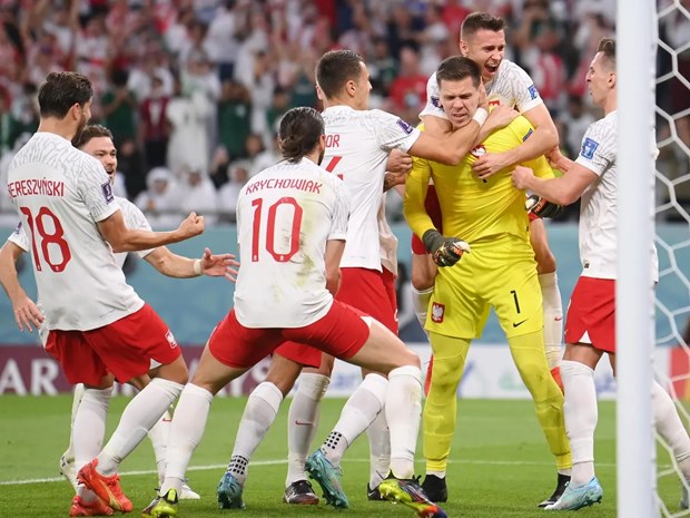 Cuc dien bang C World Cup 2022: Argentina van co nguy co bi loai hinh anh 1