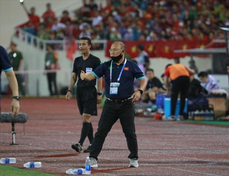 Huấn luyện viên Park Hang-seo hoàn tất nhiệm vụ cuối cùng với U23 Việt Nam. Ảnh: Hải Nguyễn.