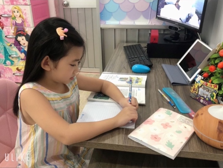 Cuộc sống của con gái diễn viên Mai Phương sau 2 năm mẹ qua đời - 2