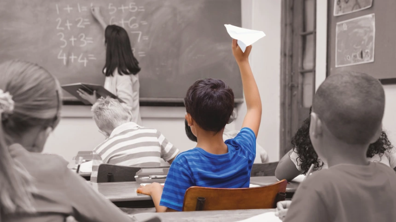 Gia đình - Tình yêu - Suốt ngày bị “đội sổ” cậu bé được bố mẹ đưa đi kiểm tra IQ và kết quả ngỡ ngàng (Hình 2).