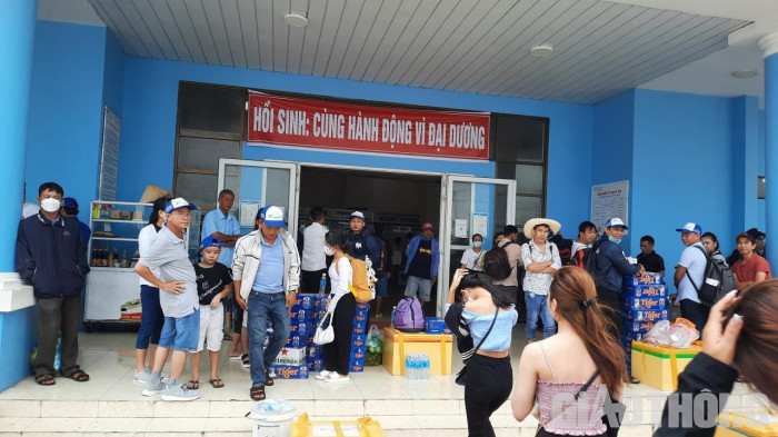 tạm dừng tàu khách ra côn Đảo, phú quốc