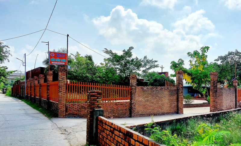 vu mac ao thay chua nhan tre ve nuoi roi danh dap tiet lo thong tin it biet ve thay phuc vu mac ao thay chua nhan tre ve nuoi roi danh dap tiet lo thong tin it biet ve thay phuc