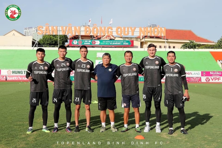 Chuyên gia: Trở về V-League là bước đệm để Văn Lâm lấy lại vị trí số 1 ở ĐTQG - 3