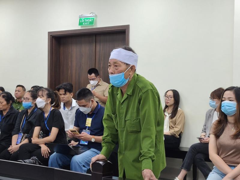 xu vu dong dinh vao dau chau be 3 tuoi ong cho chau ve nha voi ong dung bat chau di nua